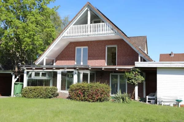 Immobilie in Isenbüttel - Top Gelegenheit - 2 Häuser ein Preis - Feldrandlage in  Isenbüttel - Bild 1