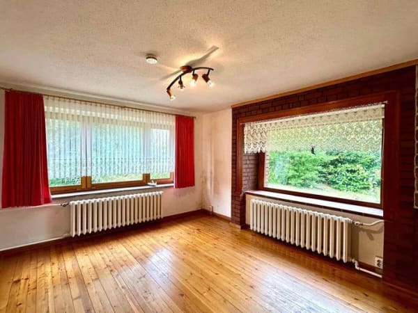 Immobilie in Ferdinandshof - HORN IMMOBILIEN ++ Einfamilienhaus, voll unterkellert mit Garage, Ferdinandshof - Bild 2