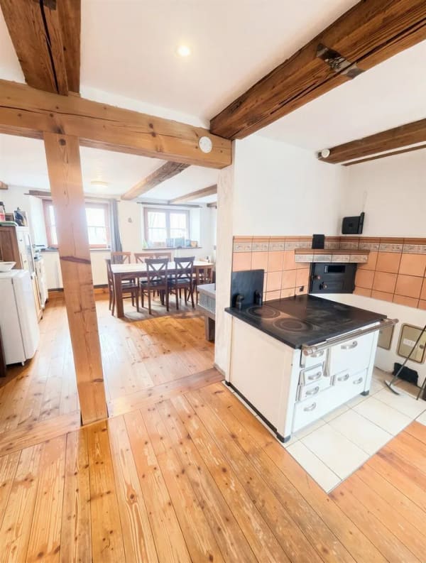 Immobilie in Hüfingen - RESERVIERT! Investieren Sie in Zukunft: Einfamilienhaus mit Potenzial in Baden-Württemberg - Bild 2