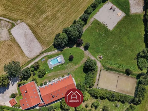Immobilie in Übersee - Erdgeschosswohnung mit eigenem Garten, Pool & Tennisplatz am Chiemsee - Bild 4