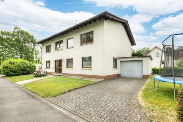 Immobilie in Altenkirchen (Westerwald) - Mehrfamilienhaus in Altenkirchen (Westerwald) - Bild 1