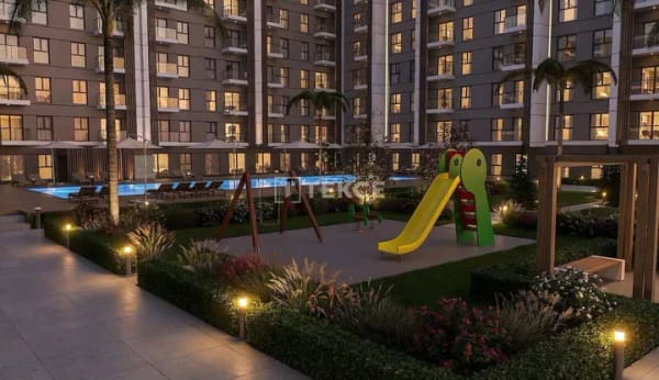 Immobilie in Butzbach - Stadtblick Wohnungen in einer neuen Anlage mit Pool in Bayrakli Izmir - Bild 4