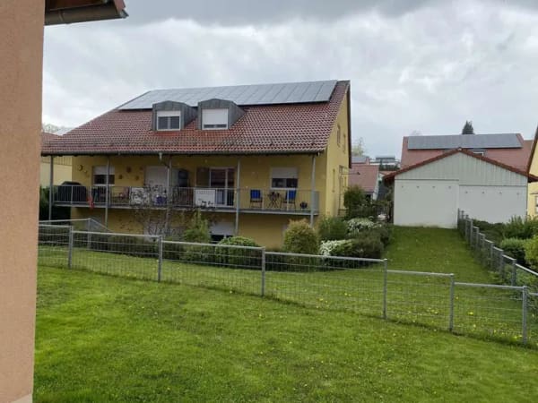 Immobilie in Pressath - Großzügiges 1-2 Familienhaus mit vielen Gestaltungsmöglichkeiten - Bild 0