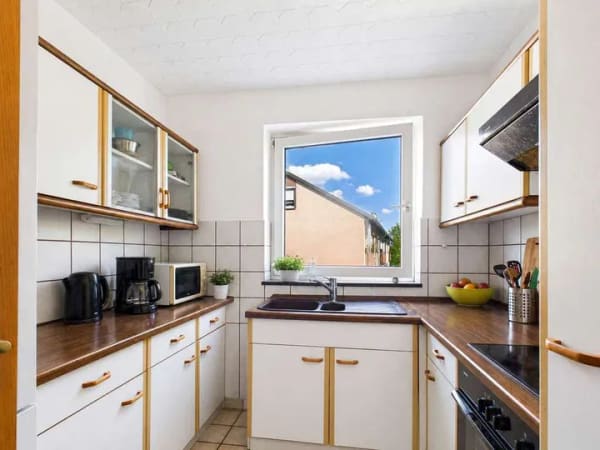 Immobilie in Ostfildern - Sonnige Aussichten: 3-Zimmer-Wohnung mit Westbalkon in zentraler Lage von Ostfildern - Bild 3