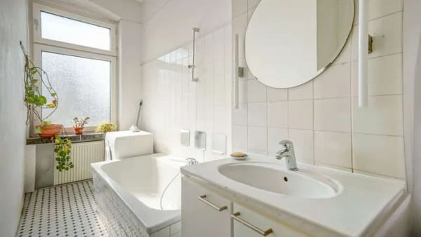 Immobilie in Luckenwalde - Wohnen mit Geschichte – Repräsentative Altbauwohnung mit vier Zimmern - Bild 3