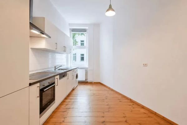 Immobilie in Luckenwalde - Wohnen mit Geschichte – Repräsentative Altbauwohnung mit vier Zimmern - Bild 4