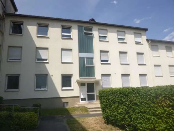 Immobilie in Bad Vilbel - Für Eigennutzer und Anleger: perfekt aufgeteilte 3-Zimmer-ETW mit Blick ins Grüne ! - Bild 1