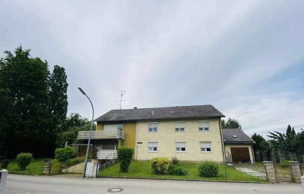 Immobilie in Mammendorf - Baugrundstück für 4-DHH's oder 8 ETW's 1120m² gr. SW-Grundstück mit Altbestand, Mammendorf S3 - Bild 0
