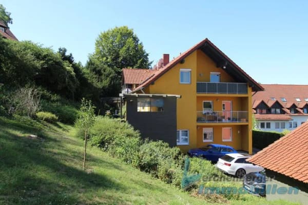 Immobilie in Landau an der Isar - Mehrfamilienhaus  mit 4 Wohneinheiten in zentraler Lage der Stadt Landau/Isar - Bild 0