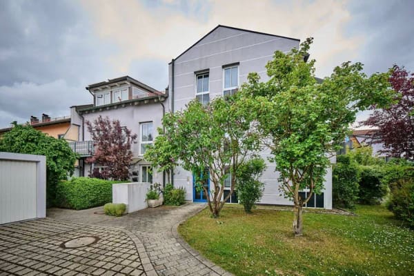 Immobilie in Neutraubling - CHARMANTE 2-ZI.-WHG IN NEUTRAUBLING - Bild 0