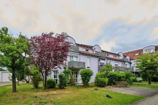 Immobilie in Neutraubling - CHARMANTE 2-ZI.-WHG IN NEUTRAUBLING - Bild 1