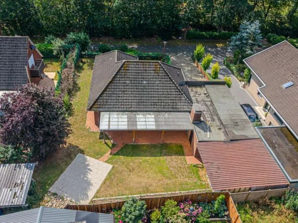 Immobilie in Löningen - Charmanter Winkelbungalow in begehrter Siedlungslage – umfangreich saniert mit Ausbaumöglichkeit - Bild 4