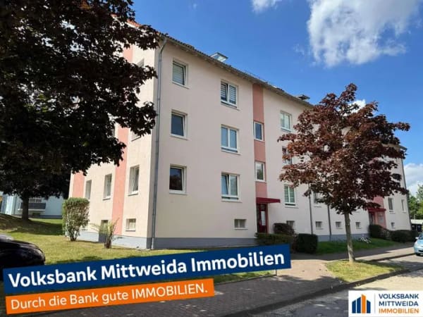 Immobilie in Hainichen - Schöne, helle 3-Raum-Wohnung mit zwei Balkonen und Stellplatz!  - Bild 3