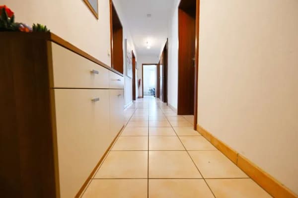Immobilie in Dautphetal - Hell, geräumig & top geschnitten: 4-ZKB-Etagenwohnung mit Balkon in Dautphetal-Mornshausen - Bild 2
