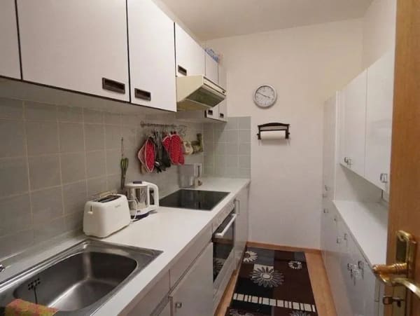 Immobilie in Bad Dürrheim - *** Solide 2-Zimmer-Wohnung in angenehmer Randlage von Bad Dürrheim! *** - Bild 3