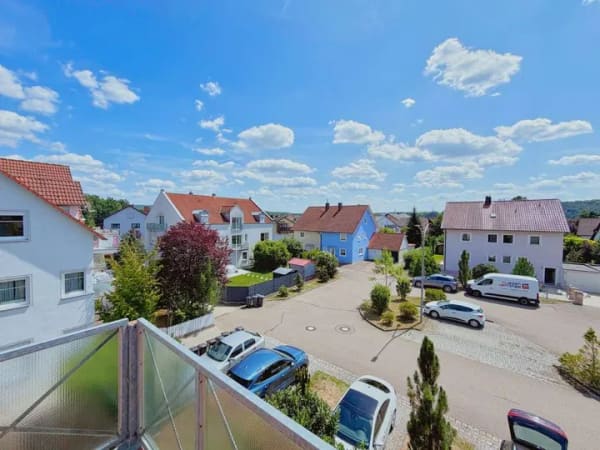 Immobilie in Teublitz - Helle, neu überarbeitete 2,5-Zimmer-Wohnung mit Südbalkon, Stellplatz und direktem Weg zur Höllohe - Bild 4