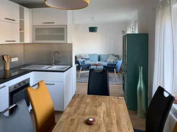 Immobilie in Felsberg - Modernisiertes Einfamilienhaus direkt an der Eder mit Naturgarten und Terrasse in Felsberg-Wolfershausen - Bild 2