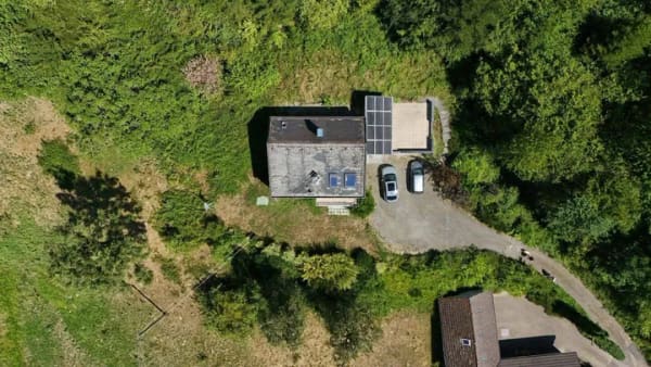 Immobilie in Stegen - Freistehendes Einfamilenhaus mit Einliegerwohnung Freiburg Ost   - Bild 1