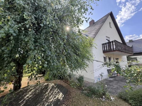 Immobilie in Wernberg-Köblitz - Ihr neues Zuhause mit schönem Garten! - Bild 1