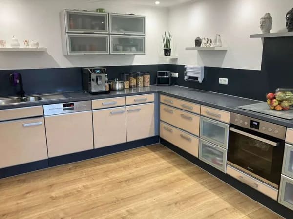 Immobilie in Untergriesbach - Großzügiges Wohnhaus mit Pool, 945 m² Grundstück & Ausbaupotenzial in Untergriesbach-Leizesberg - Bild 1