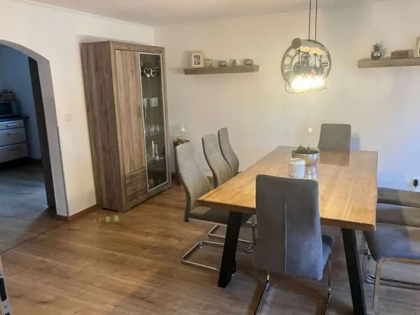 Immobilie in Untergriesbach - Großzügiges Wohnhaus mit Pool, 945 m² Grundstück & Ausbaupotenzial in Untergriesbach-Leizesberg - Bild 4