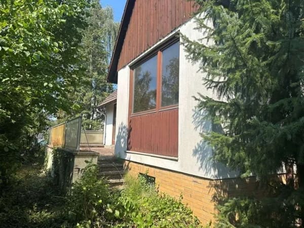 Immobilie in Burgdorf - Sanierungsbedürftiges und vollunterkellertes Ein bis Zweifamilienhaus in Burgdorf - Bild 3