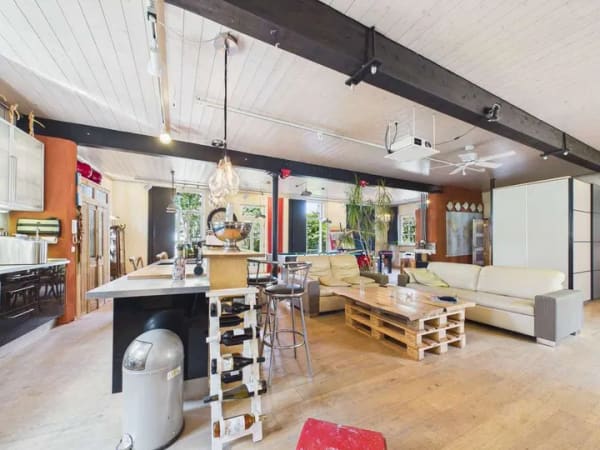 Immobilie in Altenstadt - Loft. Fachwerk. Scheune. Ein Anwesen, das es kein zweites Mal gibt im Alten Ortskern von Altenstadt - Bild 2