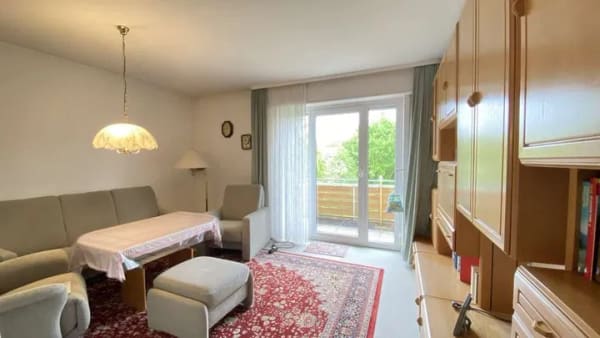 Immobilie in Ostfildern - Erbbaurecht: Geräumige 3-Zimmer-Whg., hell und ruhig gelegen - Bild 0