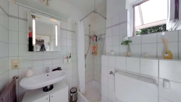 Immobilie in Oldenburg - Gut Vermietete 2-Zimmer-Wohnung im beliebten Eversten zu
Verkaufen! - Bild 4