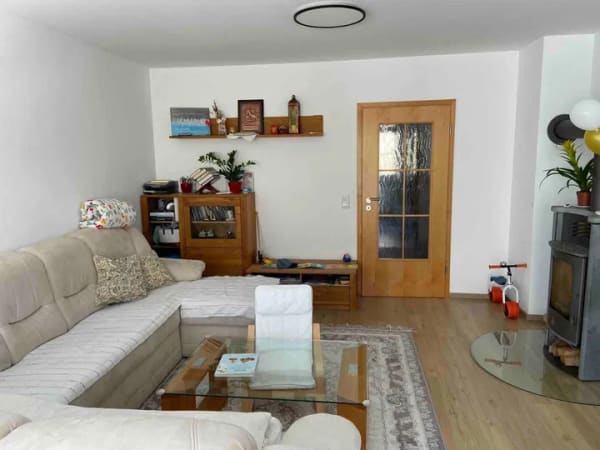 Immobilie in Kösching - 4-Zimmer-Wohnung in Kösching-Eixelberg mit Balkon und Garten - Bild 4