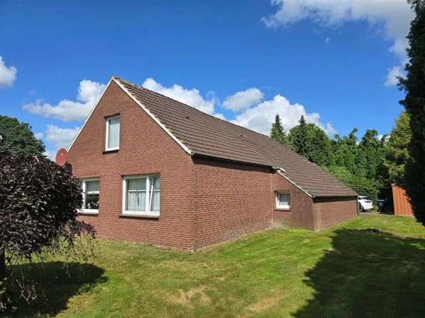 Immobilie in Detern - Landhaus in herrlicher Alleinlage mit Weide! - Bild 2