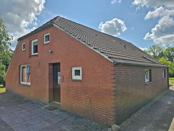Immobilie in Detern - Landhaus in herrlicher Alleinlage mit Weide! - Bild 3