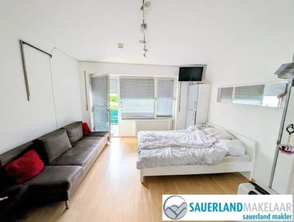 Immobilie in Willingen (Upland) - Gemütliche 28-m²-Wohnung mit großzügigem Südbalkon und herrlichem Blick ins Grüne - im Stryck bei Willingen - Bild 1