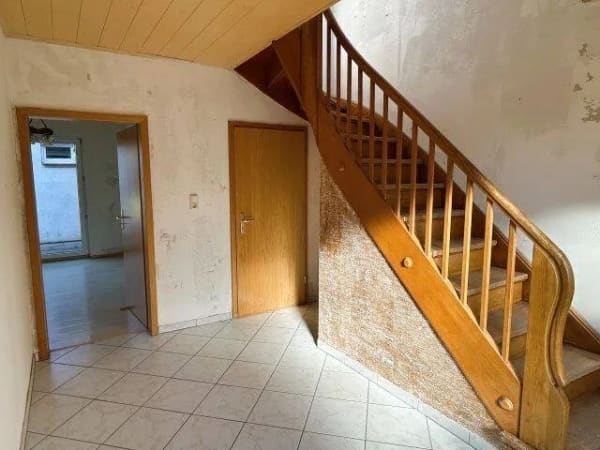 Immobilie in Heeslingen - VIELSEITIGES HAUS IN HEESLINGEN: ZENTRAL & RUHIG - Bild 1