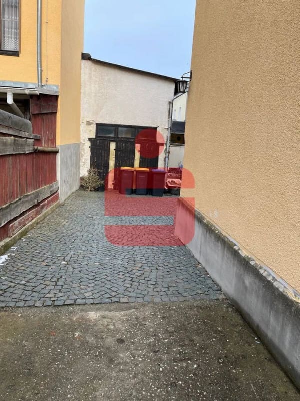 Immobilie in Zeulenroda-Triebes - Mehrfamilienhaus mit Ausbaupotenzial - Bild 2