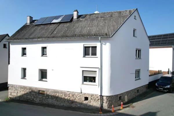 Immobilie in Schöffengrund - Charmante Hofreite mit ELW, Garten und Werkstatt - provisionsfrei - Bild 2