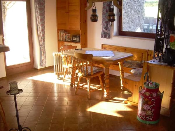 Immobilie in Moorenweis - Bauernhaus mit Pferdestall u. Scheune auf 4307 qm Grund in bester Randlage - Bild 4