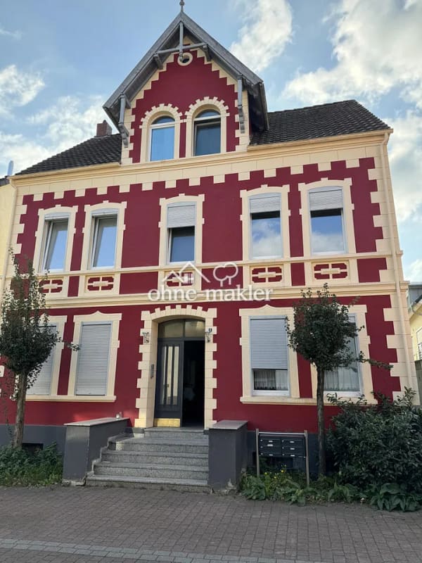 Immobilie in Bad Lippspringe - 6-Familienhaus in Bad Lippspringe – provisionsfrei mit Entwicklungspotenzial - Bild 0