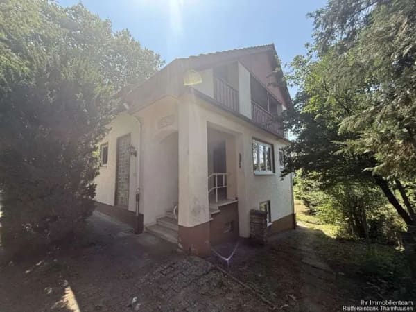 Immobilie in Thannhausen - charmante Immobilie I großzügiges Grundstück I vielseitige Wohnmöglichkeiten - Bild 2