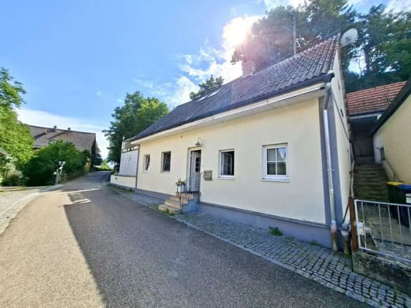 Immobilie in Burgheim - Wohnen in ländlicher Lage von Burgheim! - Bild 0