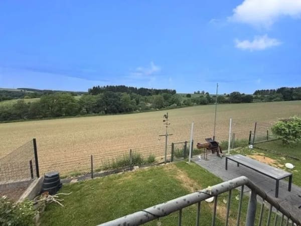 Immobilie in Lebach - Charmantes Einfamilienhaus mit Wintergarten, Anbau und schönem Garten in Lebach-Thalexweiler
 - Bild 1