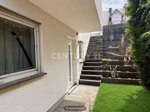 Immobilie in Burgbrohl - „Sofort einziehen & genießen: Raumwunder mit Kamin, Whirlpool & Traumblick in Burgbrohl“ - Bild 3