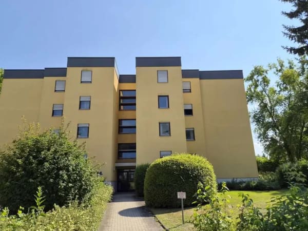 Immobilie in Vilshofen an der Donau - Kapitalanleger aufgepasst: Gut geschnittene 3-Zimmer-Wohnung mit solider Miete - Bild 1