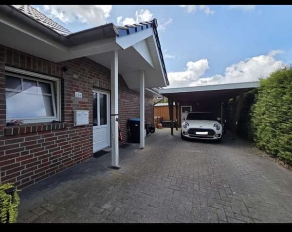 Immobilie in Nortmoor - : !!Gelegenheit !! Vielseitig verwendbare, barrierefreie Haushälfte / ausgebautes Dachgeschoss - Bild 1