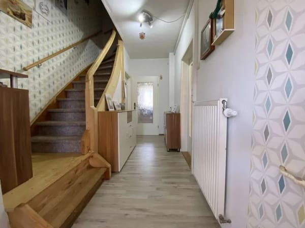Immobilie in Reinsdorf - Klein, fein, mein - modernisiertes Wohnglück mit Garten und Terrasse - Bild 1