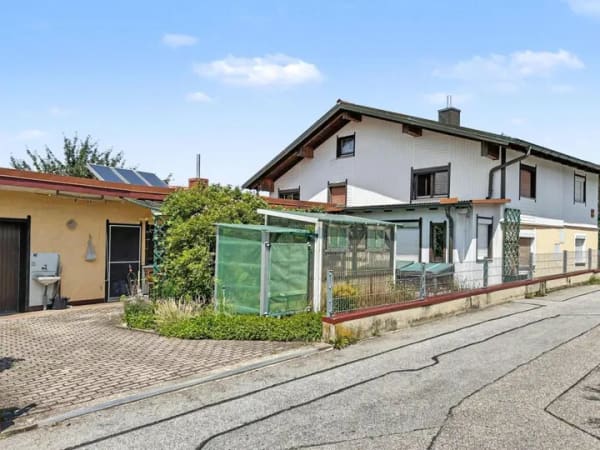 Immobilie in Arnstorf - Einfamilienhaus freistehend in Arnstorf - Bild 0