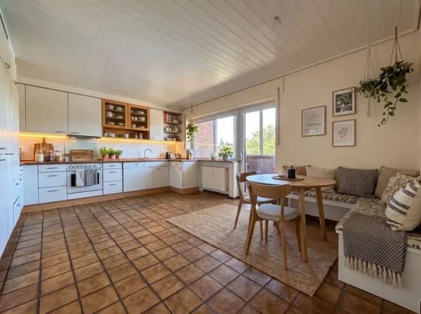 Immobilie in Raesfeld - !! NEU !! Geräumige OG.-Wohnung in zentraler, ruhiger Lage von Raesfeld - Bild 2