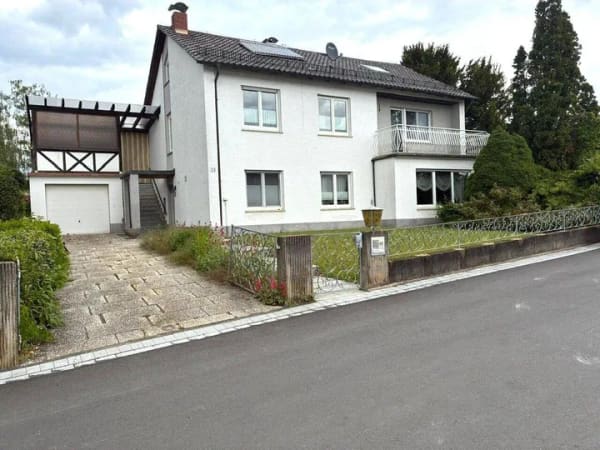 Immobilie in Röllbach - Haus mit großem Garten, toller Aussicht und viel Potential! - Bild 1