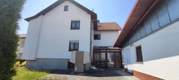 Immobilie in Reichartshausen - Sehr gepflegtes, modernisiertes Zweifamilienhaus – ideal als Kapitalanlage - Bild 3