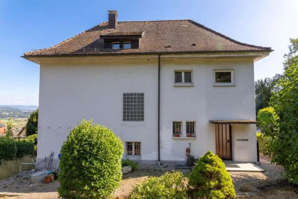 Immobilie in Waldshut-Tiengen - Mit Liebe zum neuen Glanz: Repräsentatives Haus mit herrlicher Dachterrasse in Waldshut - Bild 1